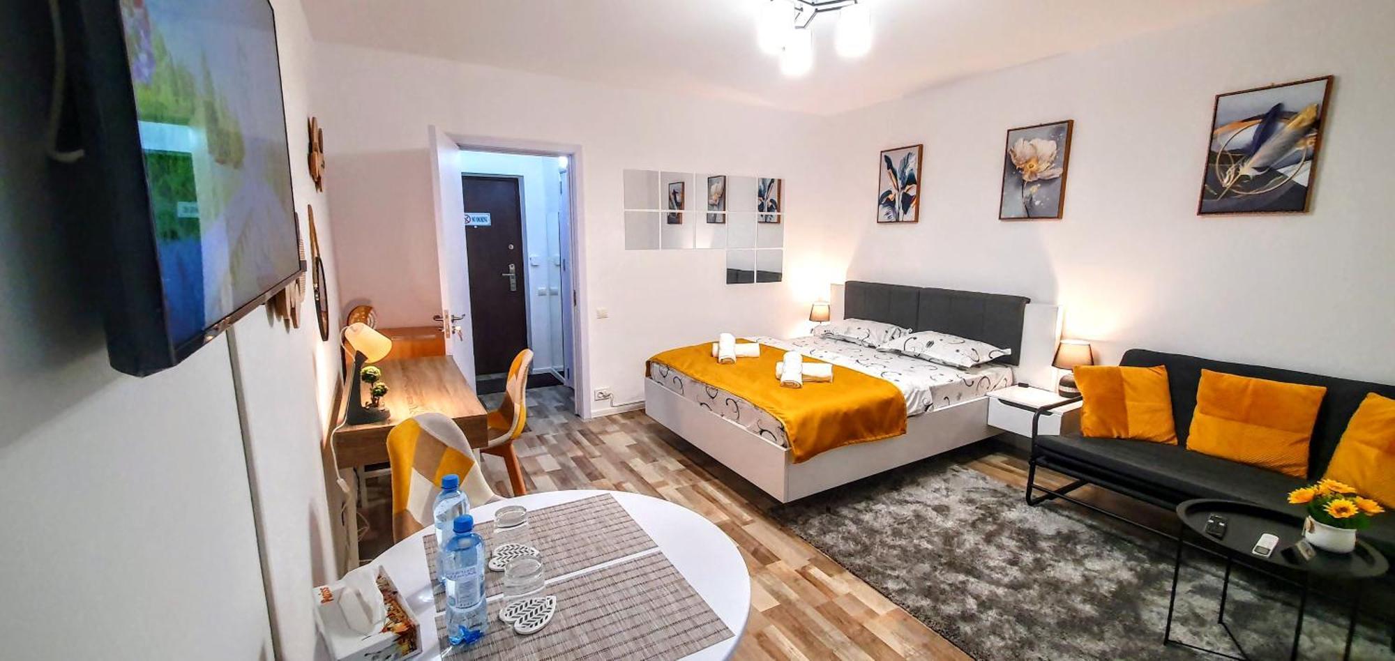 The Yellow King - Luxurious Apartment Bukarest Kültér fotó